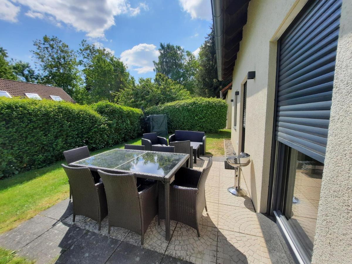 Ferienwohnung Zum Waldblick Fuenfseen Exterior foto