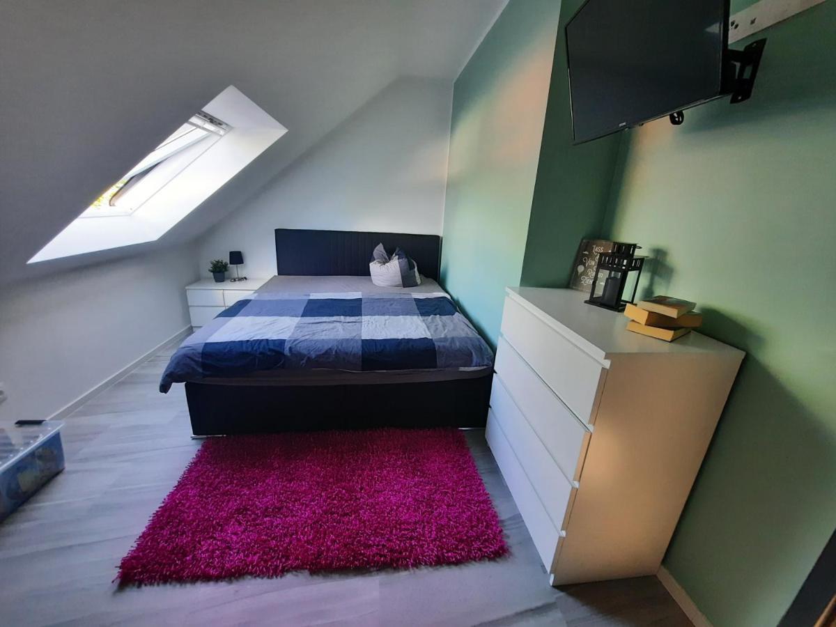 Ferienwohnung Zum Waldblick Fuenfseen Exterior foto