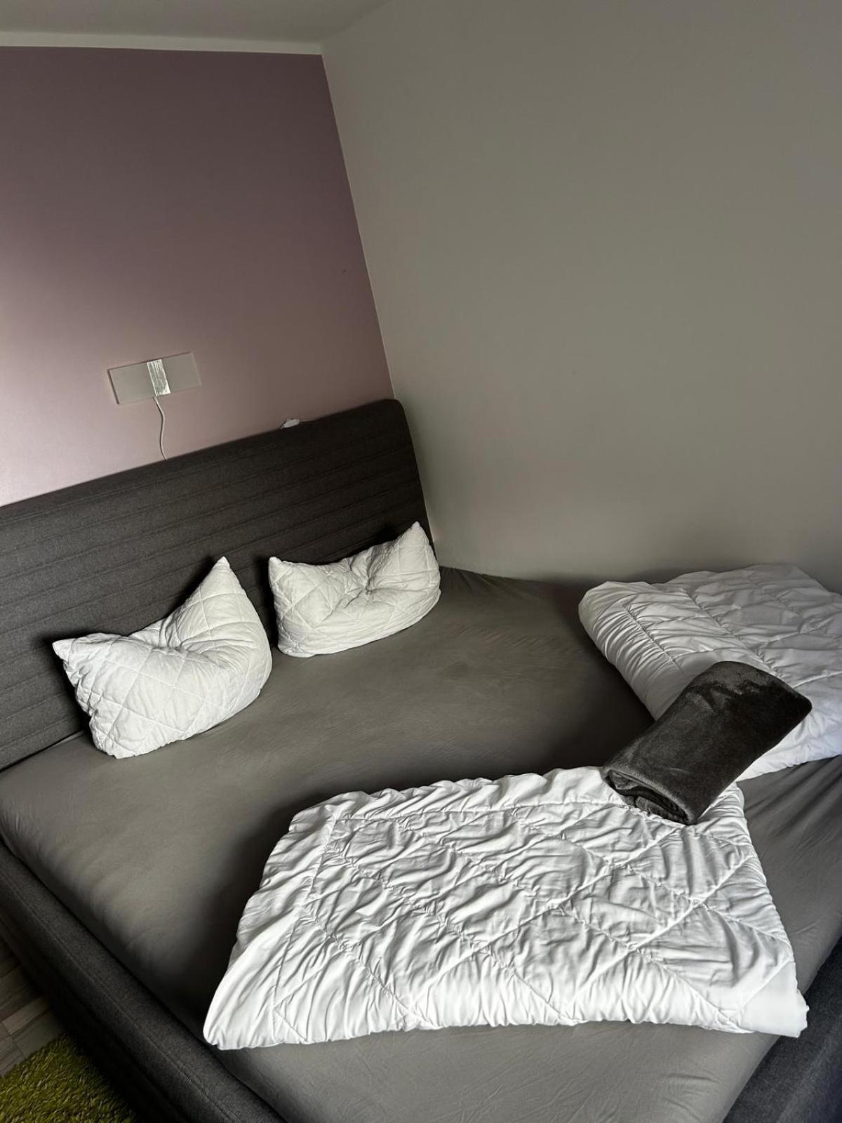 Ferienwohnung Zum Waldblick Fuenfseen Exterior foto